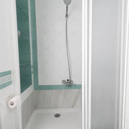 Apartment Ct 383 Gr - Faro's Beachfront For 4 *