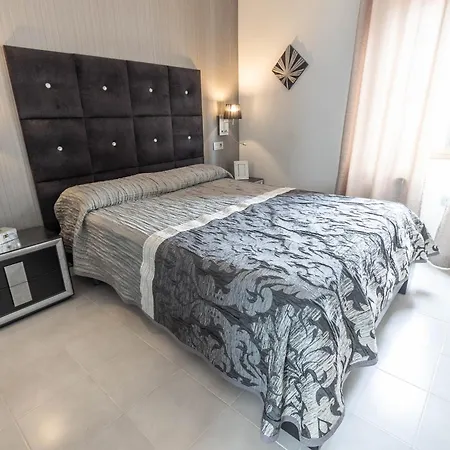 Ct 383 Gr - Faro's Beachfront For 4 Apartment